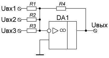 Сумматор стерео. Da1 операционный усилитель. Усилитель заряда для пьезодатчиков схема. Инвертирующий сумматор. Инвертирующий сумматор на ОУ.